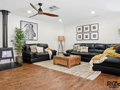 3 Kulana Way, Carramar WA 6031