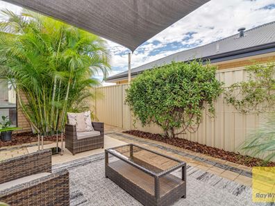 18A Olivedale Road, Madeley WA 6065