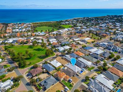 57 Buckingham Drive, Wannanup WA 6210
