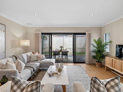 2/228 Charlottes Vista, Ellenbrook WA 6069