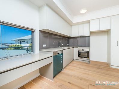 18/17 Royal James Court, Quinns Rocks WA 6030