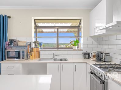 5 Gairdner Road, Spencer Park WA 6330