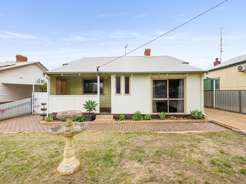 163 Chidlow Street East, Northam WA 6401