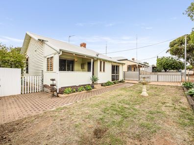 163 Chidlow Street East, Northam WA 6401