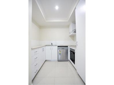 4/285 Knutsford Street, Kewdale WA 6105