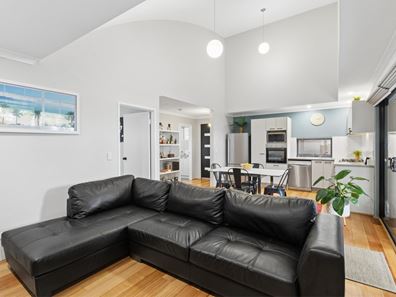 1/15 Sylvia Place, Nollamara WA 6061
