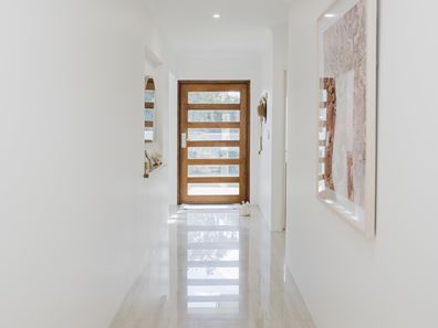 2 Raspins Loop, Burns Beach WA 6028