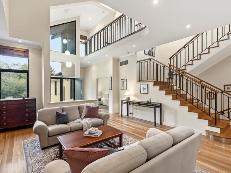 25A Roseberry Avenue, South Perth
