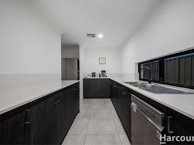 66 Moort Rise, Carramar WA 6031