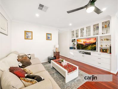 10 Pewter Road, Treeby WA 6164