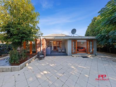 32 Cloister Avenue, Manning WA 6152