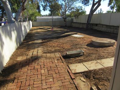2 King Street, Carnamah WA 6517