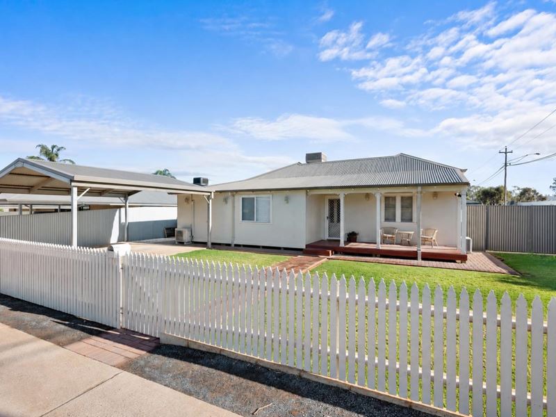 24 Ware Street, South Kalgoorlie WA 6430