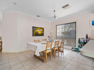 8a Kunanalling Avenue, Hannans WA 6430