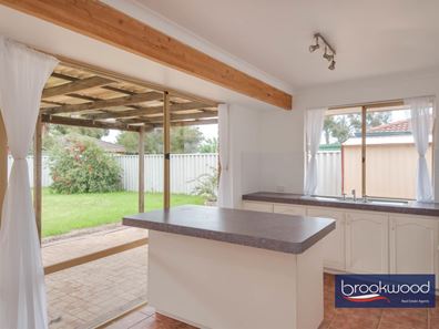 30 Mockeridge Cct, Middle Swan WA 6056