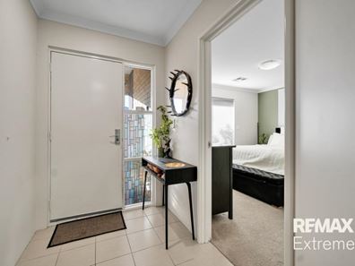 9 Jedburgh Loop, Sinagra WA 6065