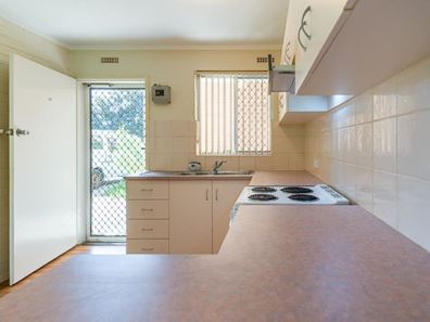 14/4 Southend Road, Hamilton Hill WA 6163