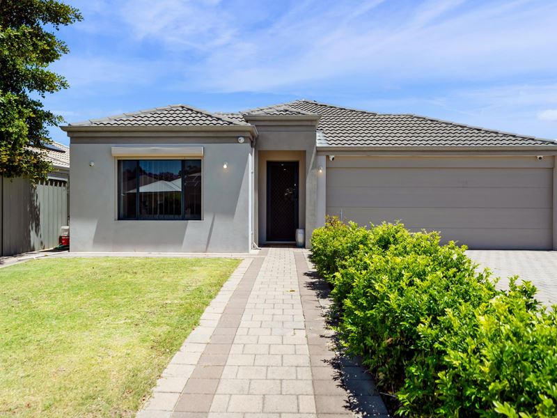 19 Astrolabe Way, Swan View WA 6056