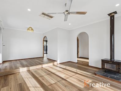 9 Begonia Way, Forrestfield WA 6058