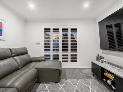 6B Marden Street, Marangaroo WA 6064