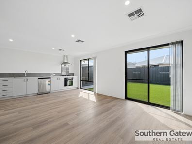 5 Peru Lane, Wellard WA 6170