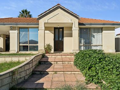 69 Lauterbach Drive, Gosnells WA 6110