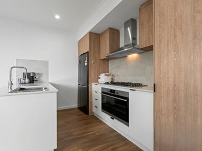 45 Wintergreen Crescent, Treeby WA 6164
