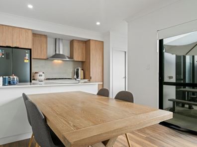 45 Wintergreen Crescent, Treeby WA 6164