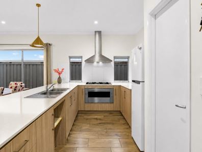 163 Sapphire Chase, Wellard WA 6170