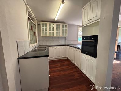 71 Ainsworth Street, Geraldton WA 6530