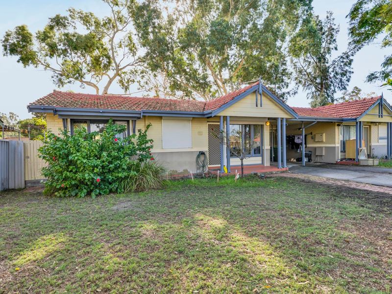18 Rosher Road, Lockridge WA 6054