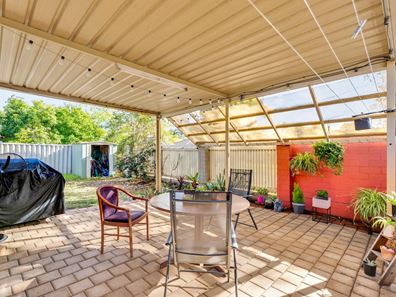 18 Rosher Road, Lockridge WA 6054