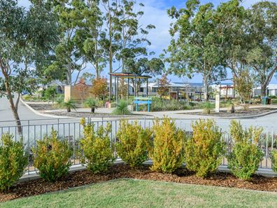 33 Halcyon Loop, Southern River WA 6110