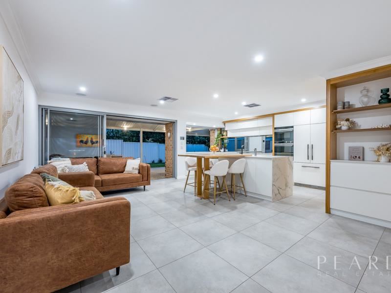 7 Torrens Close, Mullaloo WA 6027