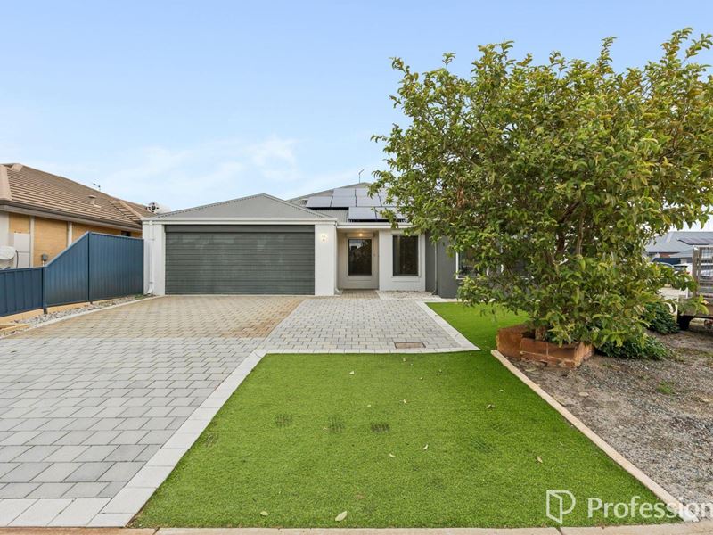 7 Curacoa Way, Byford