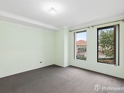 7 Curacoa Way, Byford WA 6122