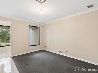 7 Curacoa Way, Byford WA 6122