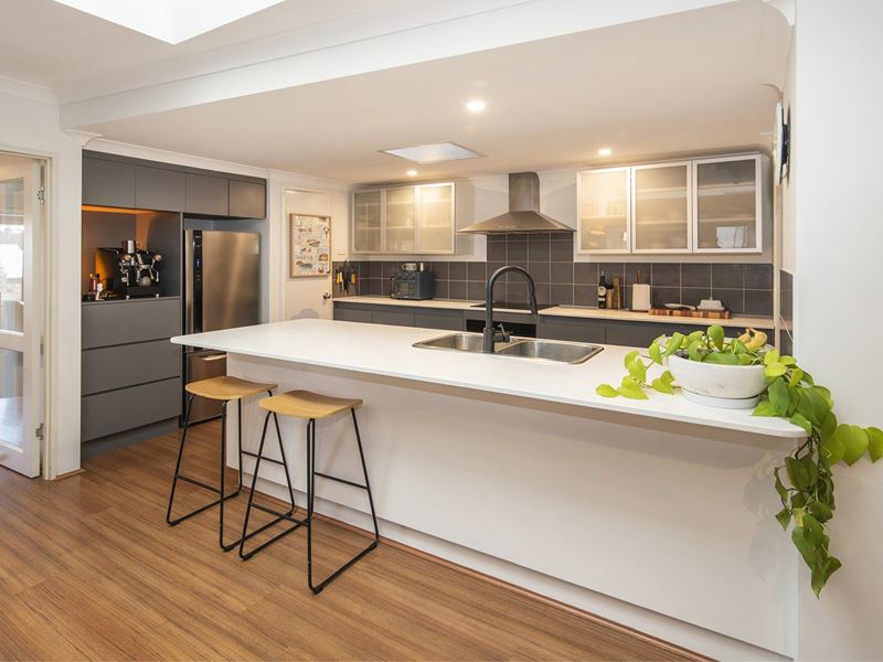 20 Halcyon Crescent, Margaret River WA 6285