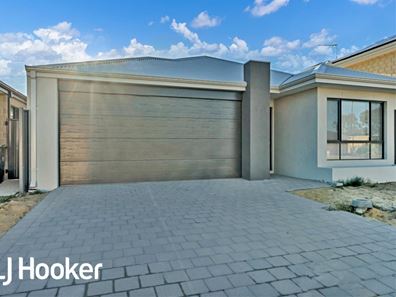 13 Barwon Place, Yanchep WA 6035