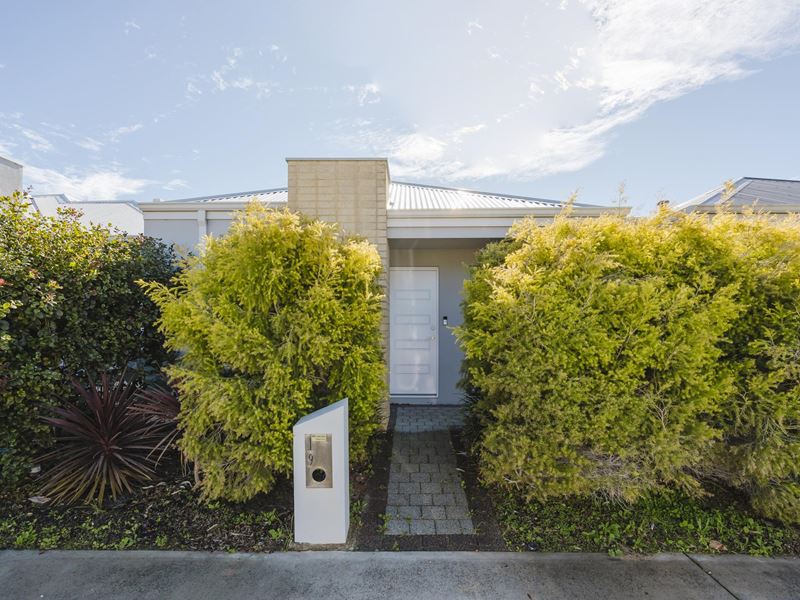 19 Randstone Parade, Butler