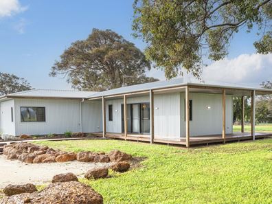 11 Moondyne Ridge, Kudardup WA 6290