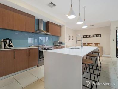 46 Broadside Avenue, Eglinton WA 6034