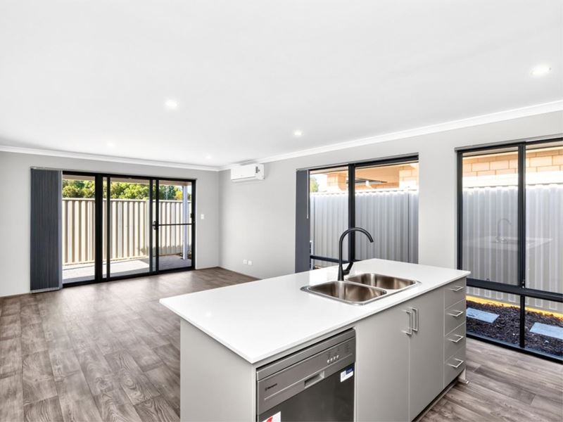 21B Jubilee Circuit, Hilbert