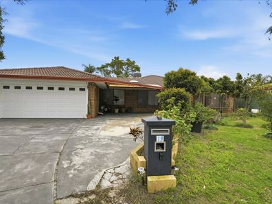 19 Pimelia Grove, Thornlie WA 6108
