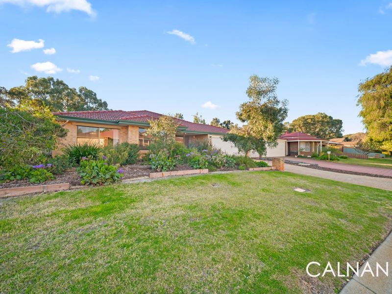 13 Woodspring Trail, Canning Vale WA 6155