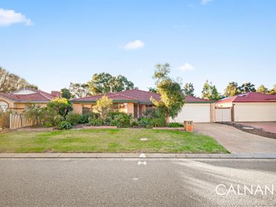 13 Woodspring Trail, Canning Vale WA 6155