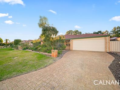 13 Woodspring Trail, Canning Vale WA 6155