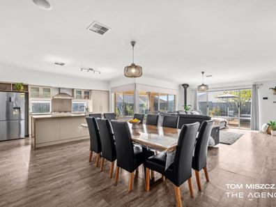 20 Whitehart Entrance, Aveley WA 6069