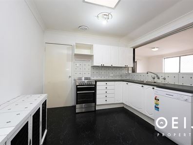 32 Crandon Street, Gosnells WA 6110