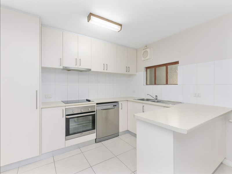 1/122 Labouchere Road, South Perth
